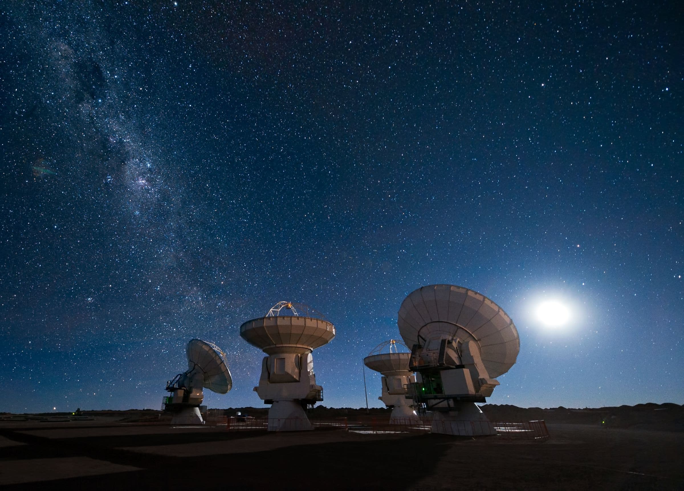 The ALMA Radio Telescope